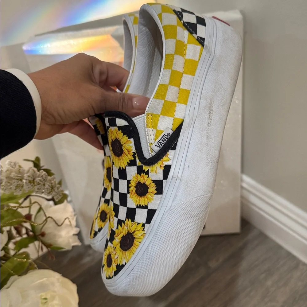 🌻vans sunflowers slip on platforms